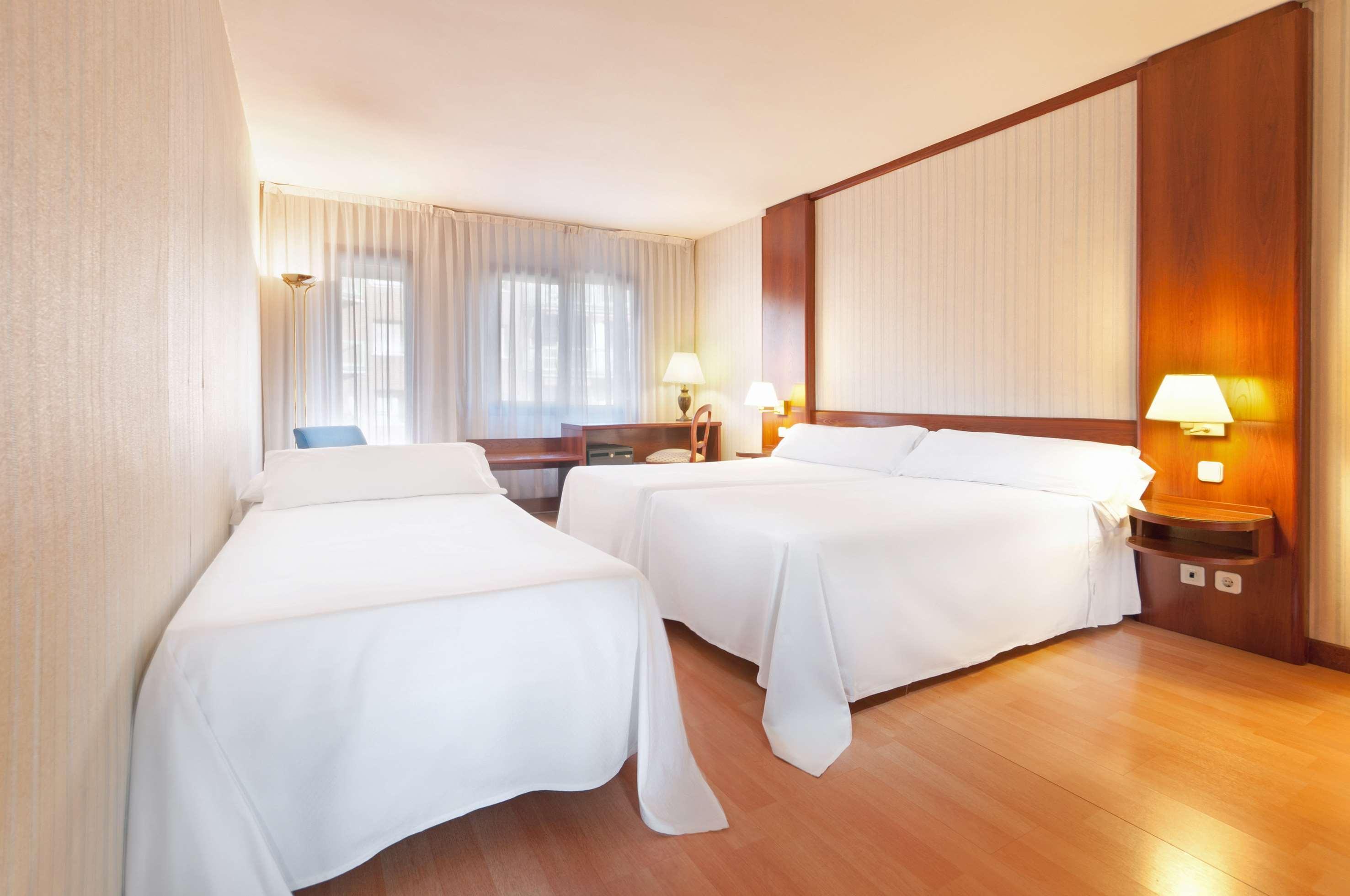 Hotel Madrid Leganes Affiliated By Melia Kamer foto
